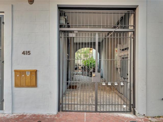 415 Burgundy Street # 3A