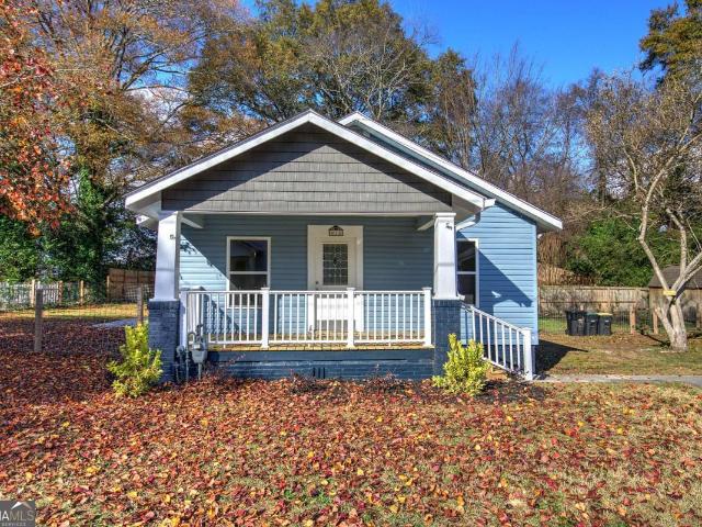 415 E 10th Street