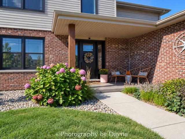 415 E Bethel Drive