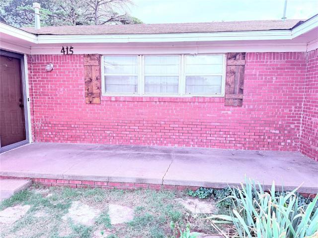 415 E Chestnut Road