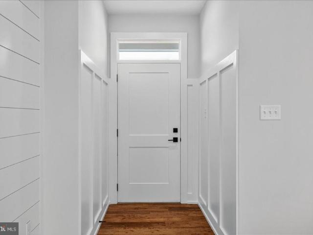 415 Isabelle Court # 201
