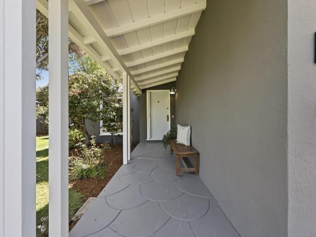 415 Oak Court
