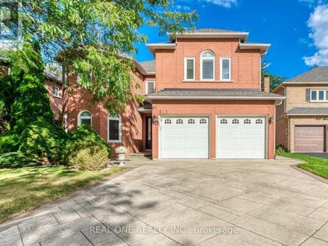 415 March Crescent, Oakville, ON, L6H 5X7 house for sale | Listing ID W13790 | Royal LePage