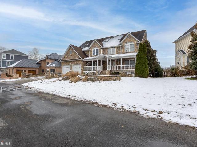 415 Shore Drive