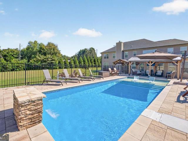 415 Skelton Road