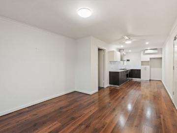 4/15 Regent Place