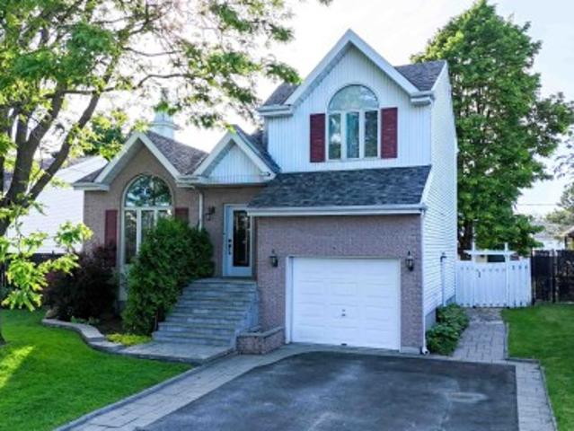415 Rue Maurice Lebel, Laval Sainte Rose, QC, H7L 5G1 house for sale | Listing ID 24715 | Royal LePage
