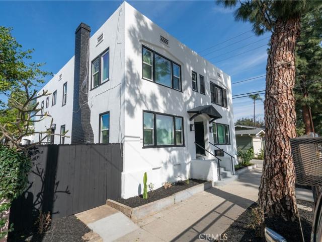 415 W Pine