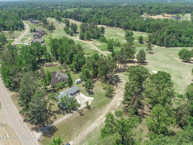 415 Woodland Road