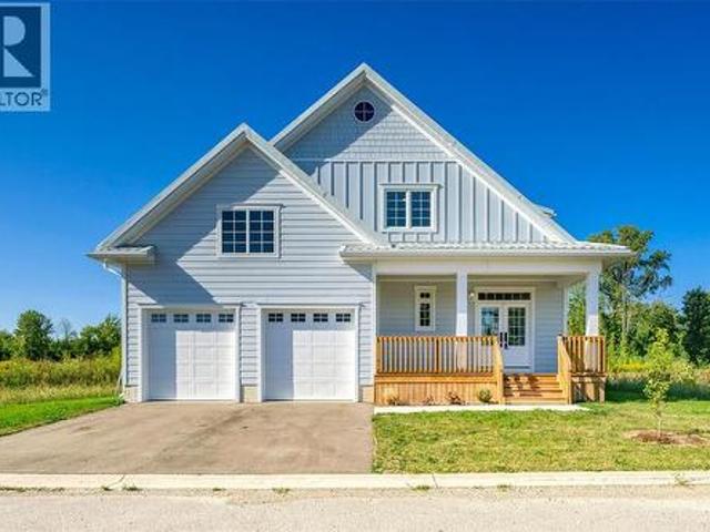 4166 Boardwalk Avenue, Plympton Wyoming, ON, N0N 1J0 house for sale | Listing ID 26007 | Royal LePage