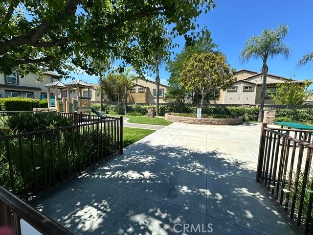 41672 Cape Ridge Avenue 1