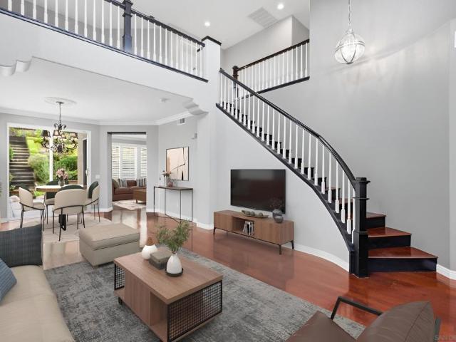 4168 Calle Isabelino