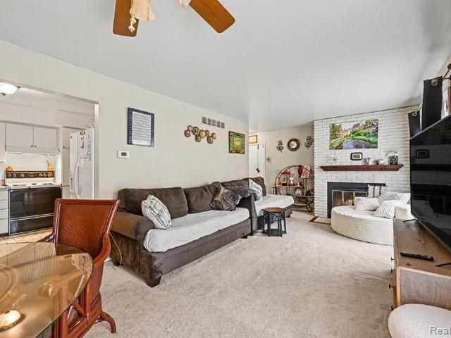 41615 Bedford Drive