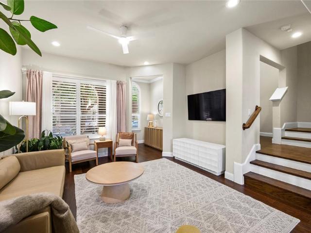 4161 Broadway Avenue