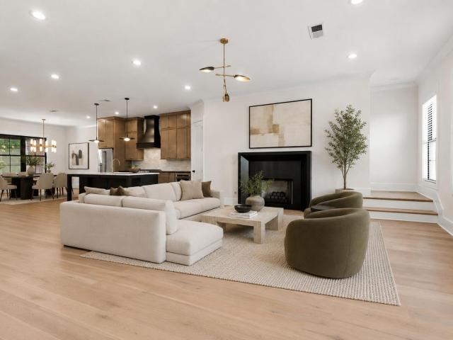 4163 Cocos Way