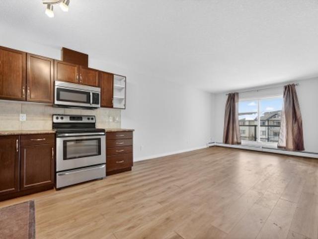 416 1204 St Nw, Edmonton, AB, T6R 0R6 condo for sale | Listing ID E4509 | Royal LePage