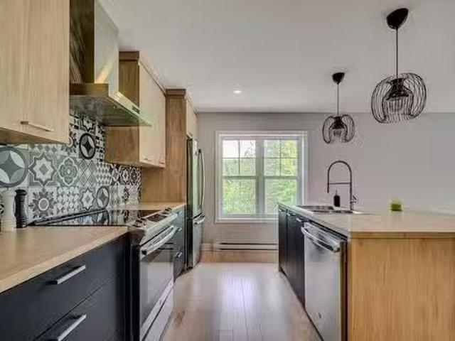 416 Ch. De Montfort, Piedmont, QC, J0R 1K0 house for lease.