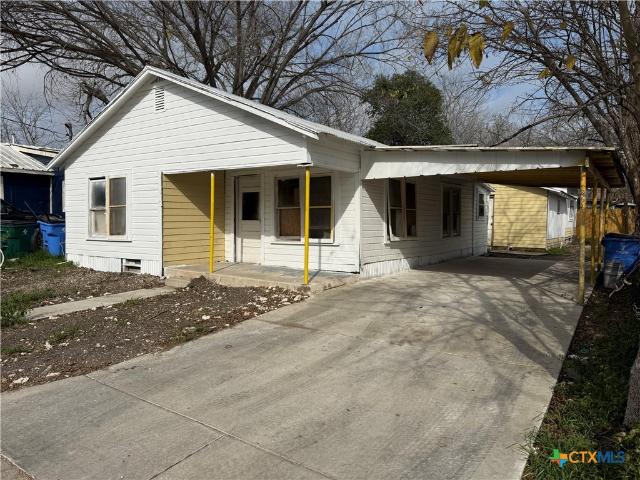 416 Avenue C, Seguin, TX 78155 | MLS #602540