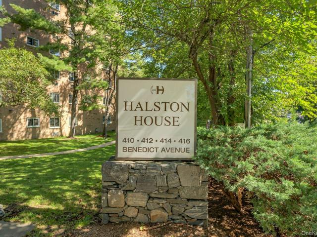 416 Benedict Avenue 3A