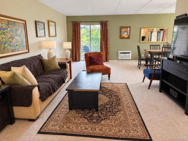 416 Benedict Avenue 3G