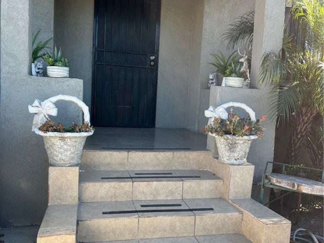 416 E 31st St, Los Angeles, CA 90011 | MLS #DW26076
