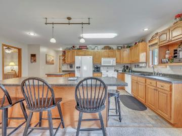 416 Emerald Dr