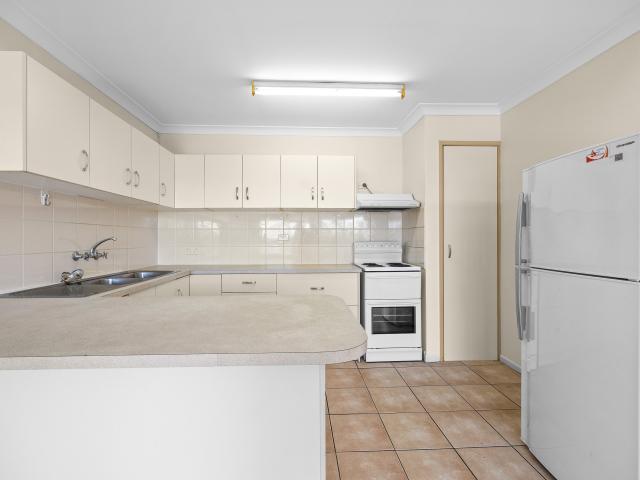 4/16 Kent Street West Gladstone, QLD 4680