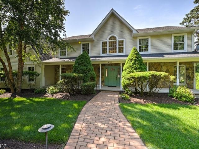 416 Hidden Valley Ct