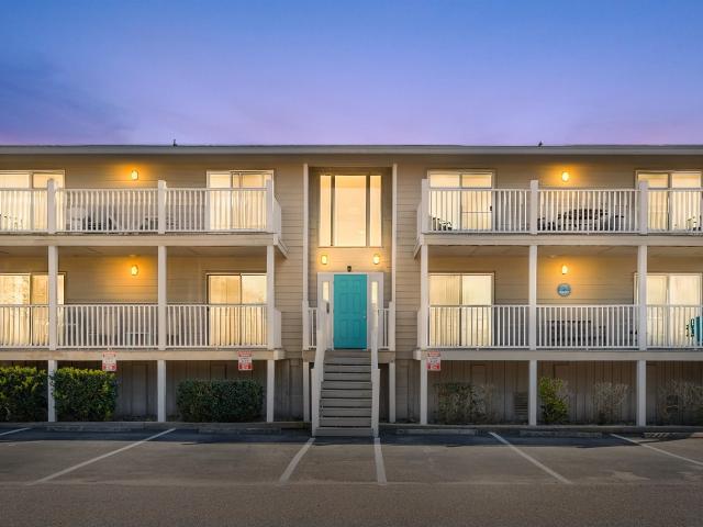 416 Ocean Blvd. N E19
