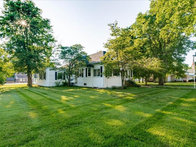 416 S Walnut Street