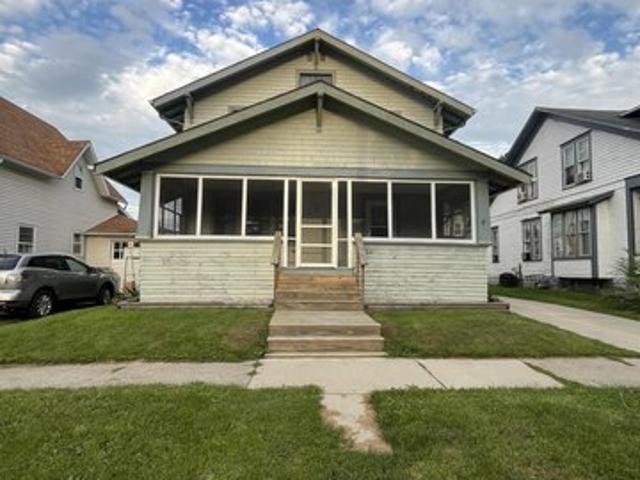 416 S Monroe St, Montpelier, OH 43543