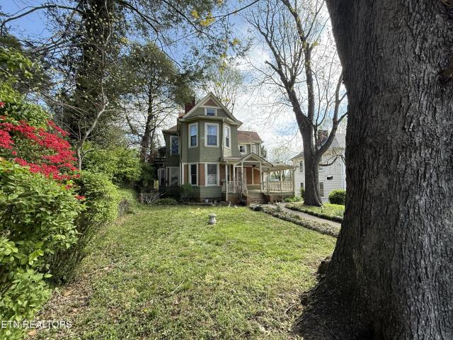 416 W Rockwood St