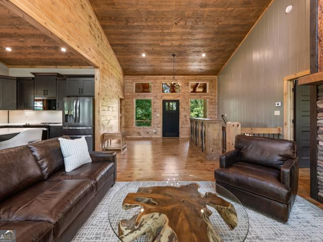 416 Windy Valley Trail