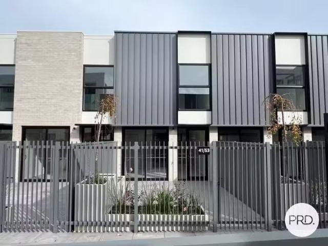 41/75 Kate Crace Street, GUNGAHLIN Townhouse for rent Listed.