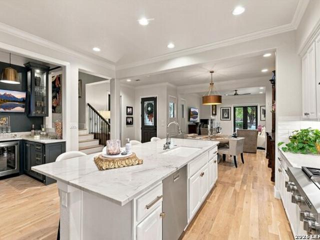 4175 Texas Elm, Unit 4175
