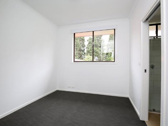 4/178 Melville Road, Brunswick West VIC 3055