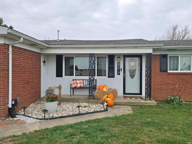 4179 E 400 South