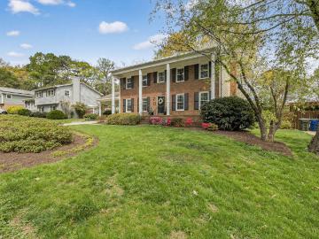 417 Crescent Ct, Raleigh, NC 27609 | MLS #10155