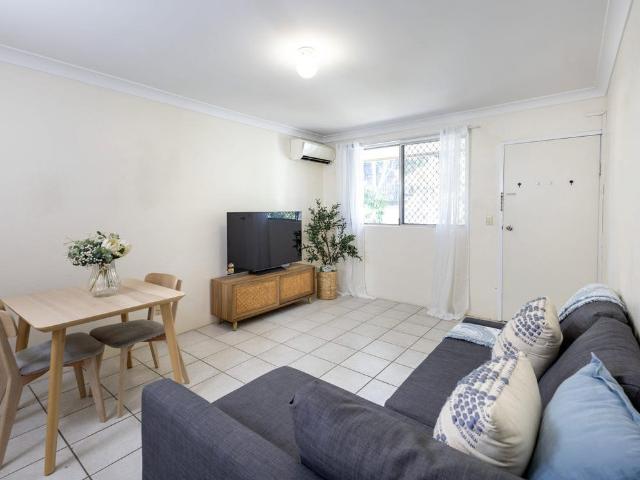 4/17 Dalziel St