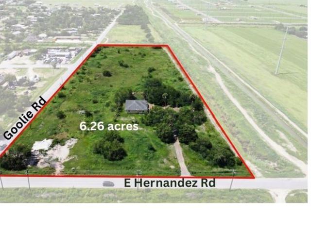 417 E Hernandez Road
