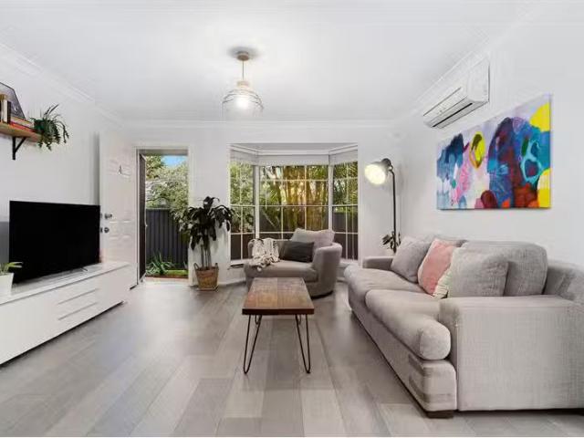 4/17 Harnleigh Avenue, Woolooware Apartment for rent Listed b.