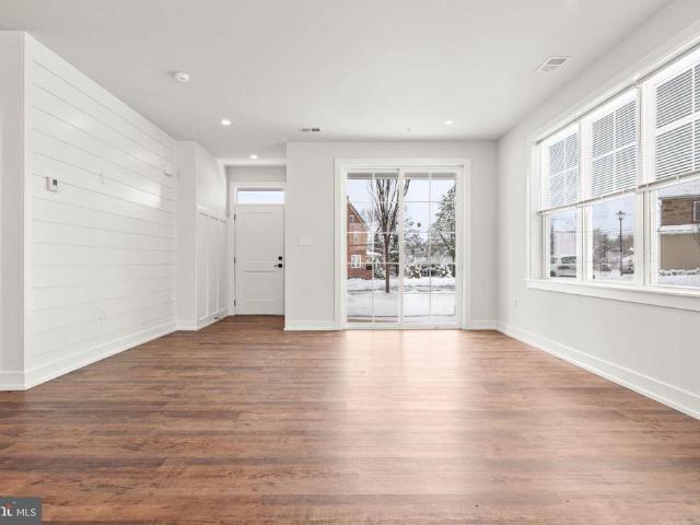 417 Isabelle Court # 201