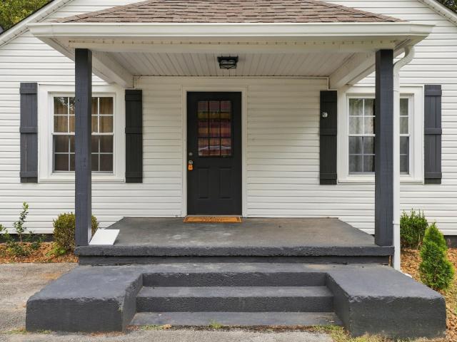 417 Laura Ave