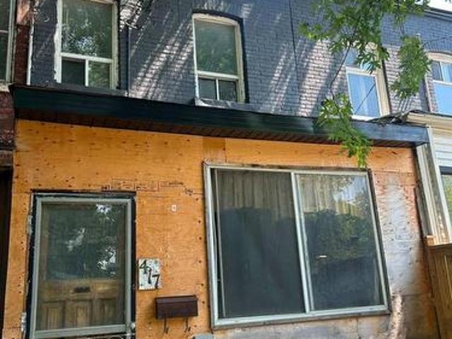 417 Leslie Street, Toronto, ON, M4M 3E3 house for sale | Listing ID E13628 | Royal LePage