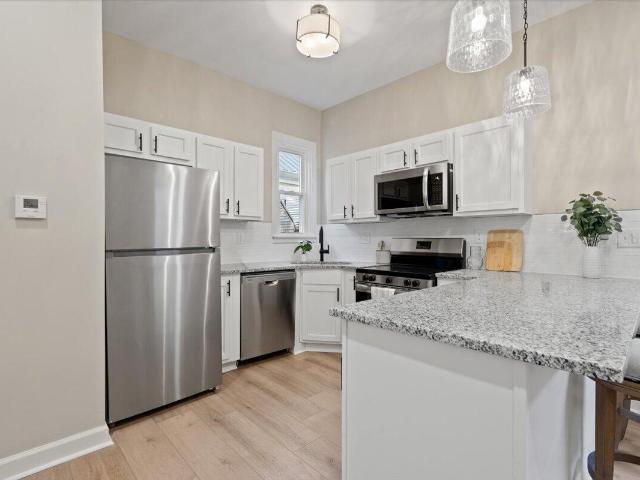 417 W 16th Street