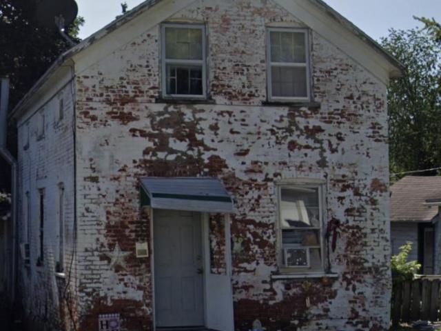 417 W Spring
