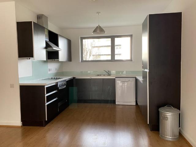 417 Wick Lane, London E3 2 bed flat to rent £2,405 pcm £555 pw