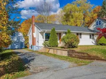 House for sale in Hants - Garden, Office room