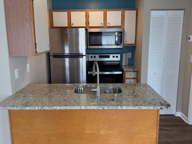 417 Tree Top Ct. B