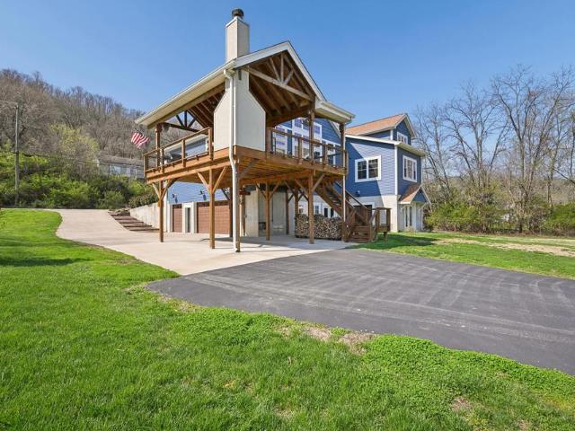 4186 River Road